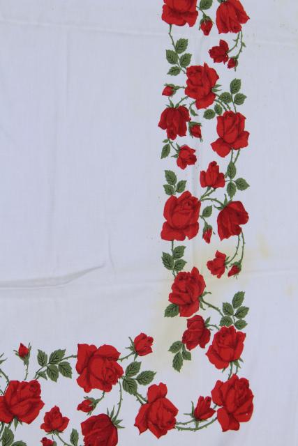 photo of vintage kitchen tablecloth & dish towels, red & yellow rose print cotton fabric #9