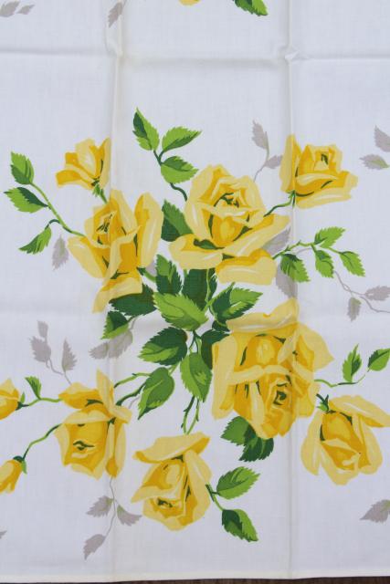 photo of vintage kitchen tablecloth & dish towels, red & yellow rose print cotton fabric #11