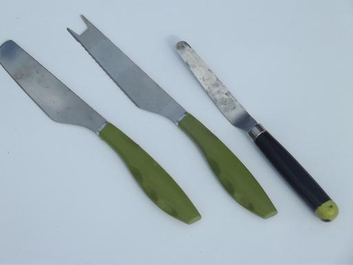 photo of vintage kitchen utensils w/ green painted wood handles, plastic & bakelite #8