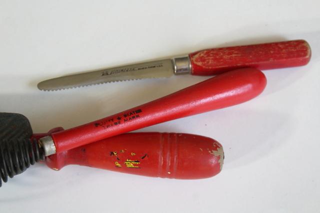 photo of vintage kitchen utensils lot, cherry bakelite & red painted wood handled tools #7