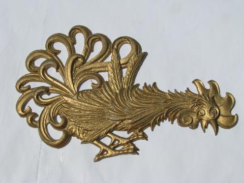 photo of vintage kitchen wall plaques, metal roosters! #3