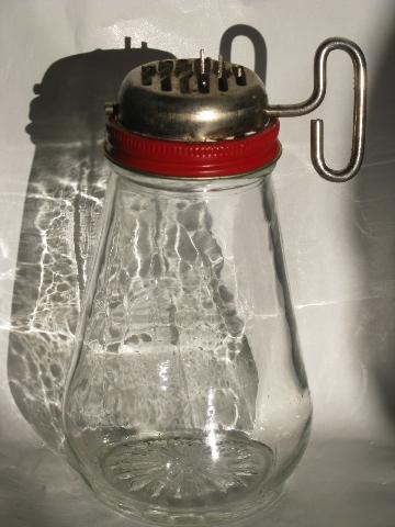 photo of vintage kitchenware, hand-crank nut grinder chopper w/ glass shaker jar #2