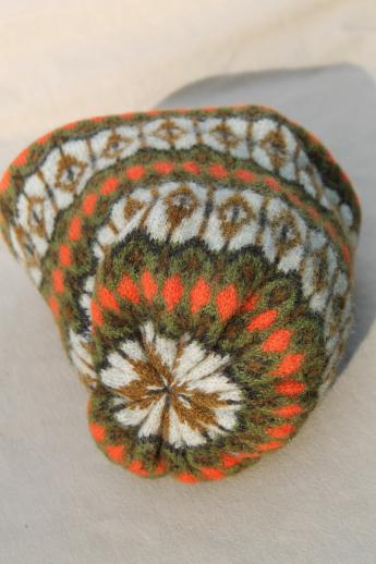 photo of vintage knit wool skier's hat - Iceland ski cap made in Sweden, green & orange fair isle beanie #5