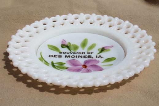 photo of vintage lace edge milk glass plate, hand-painted souvenir of Des Moines #2