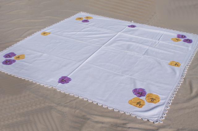 photo of vintage lace edged cotton tablecloth for luncheon / card table, appliqued pansies flowers #1