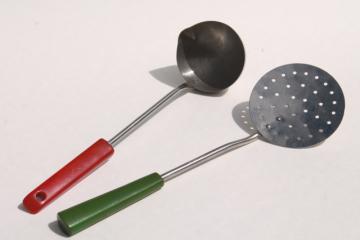 catalog photo of vintage ladle & skimmer, kitchen utensils w/ red & green catalin bakelite handles