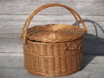 catalog photo of vintage large round wicker market basket, picnic hamper, or sewing tote