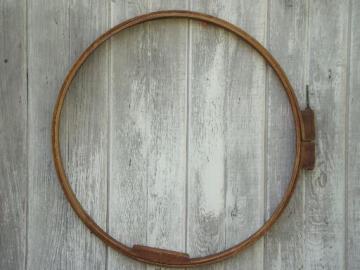 catalog photo of vintage large wood hoop needlework frame, old Gibbs label quilting frame