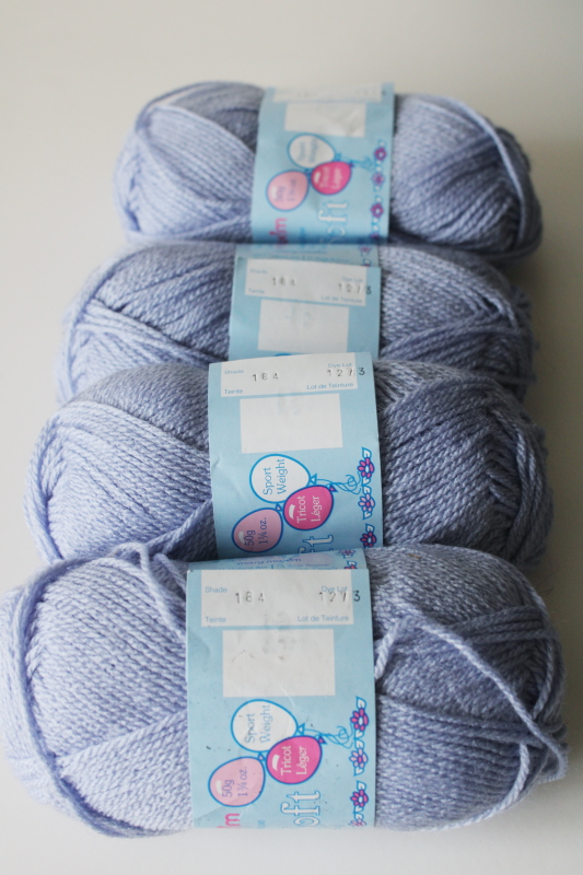 photo of vintage lavender blue Baby soft acrylic yarn light sport weight Mary Maxim lot of four 50 gram skeins #5