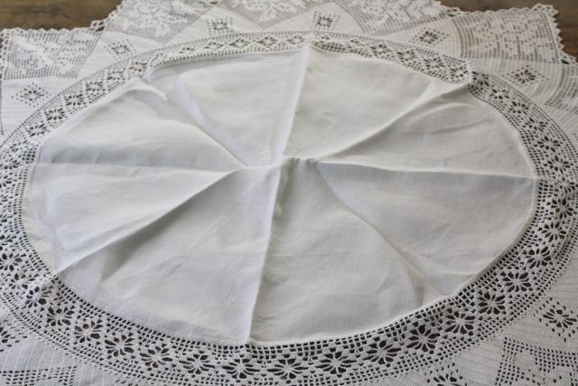 photo of vintage linen table cover topper centerpiece, handmade lace filet crochet edging #4