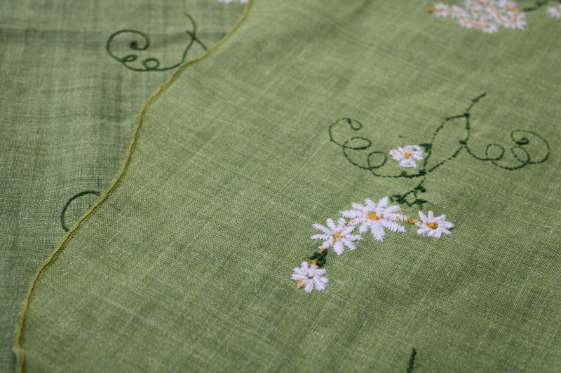 photo of vintage linen tablecloth, 66 inch round cloth grass green w/ hand embroidered daisies #6