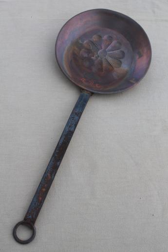 photo of vintage long handled copper pan w/ iron handle, for fireplace or hearth #3