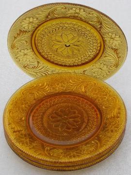 catalog photo of vintage lot of 4 Tiara daisy sandwich amber glass salad plates