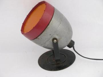 catalog photo of vintage machine-age Kodak Model A Safelight photo darkroom lamp