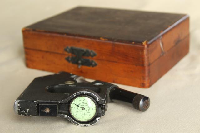 photo of vintage machinists gauge w/ wood case Federal snap go/no go part inspection tool #1