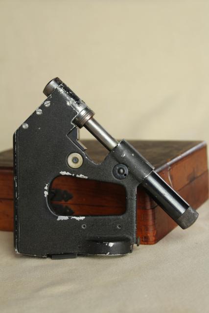 photo of vintage machinists gauge w/ wood case Federal snap go/no go part inspection tool #12