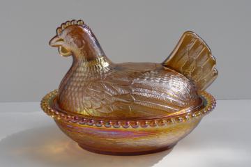 catalog photo of vintage marigold iridescent glass hen on nest covered dish or trinket box, 1980s Indiana glass