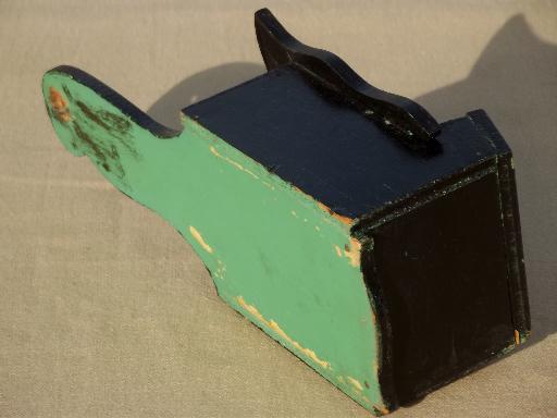 photo of vintage match safe, folk art wood black cat match holder w/ original old paint #3