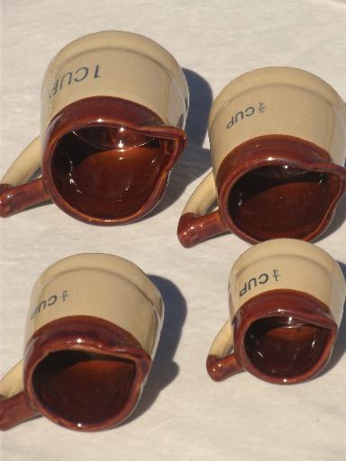 photo of vintage measuring cups set, little brown band pottery pitchers for country kitchen #6