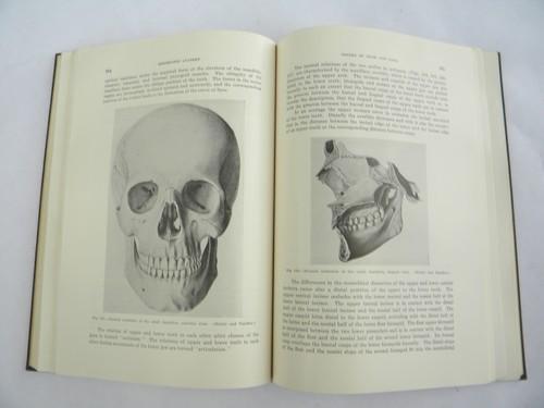 photo of vintage medical dentistry book Oral Anatomy with 300+ illustrations #2