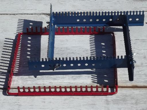 photo of vintage metal looper looms, lap loom lot for loop woven pot holder squares #1