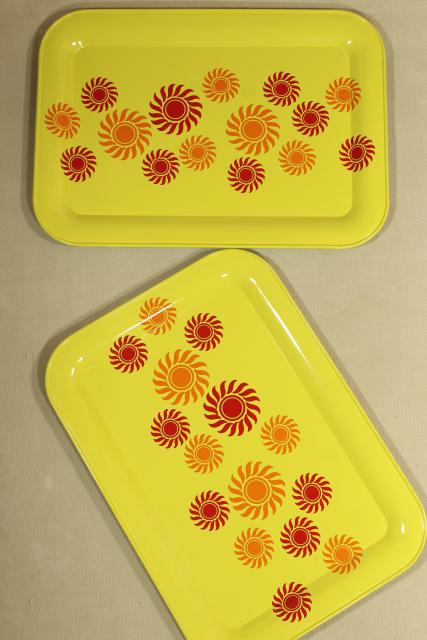 photo of vintage metal meal serving / lap trays, retro seasonal print seasons of the year #4