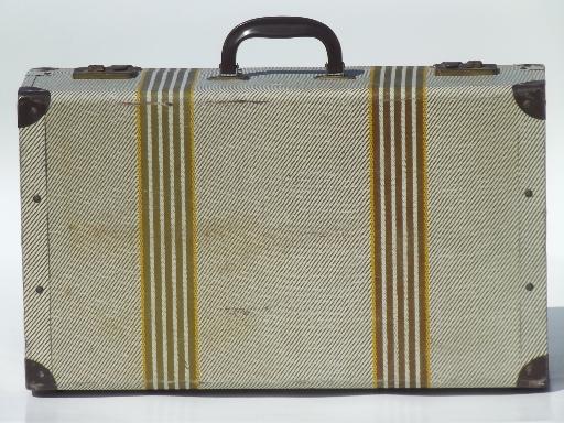 photo of vintage metal suitcase, retro 1940s tin litho picnic box or carrying case #5