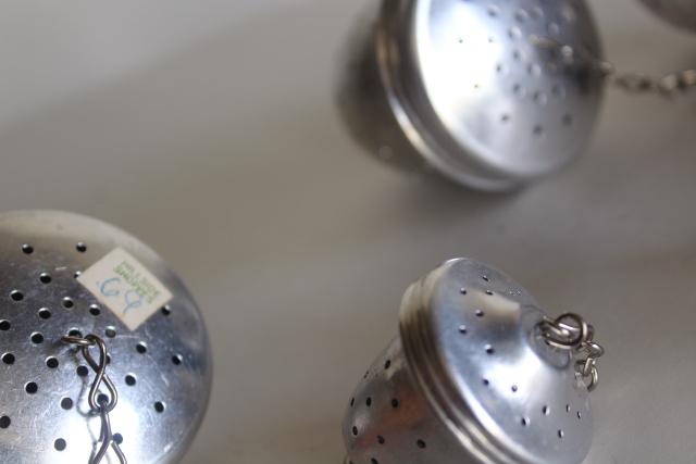 photo of vintage metal tea balls, loose tea strainer brewing baskets in mug cup & pot sizes #4