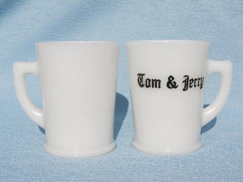 photo of vintage milk glass Christmas Tom and Jerry bowl and cups, holiday punch set, #3