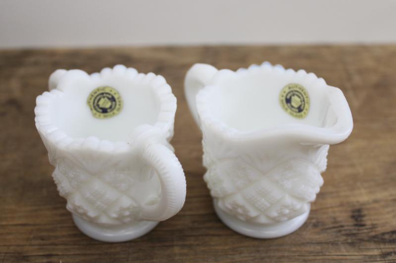 photo of vintage milk glass mini cream & sugar, Thumbelina child's size set Westmoreland #2