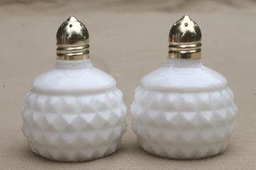 catalog photo of vintage milk glass salt & pepper shakers, quilted blocks squares S&P set