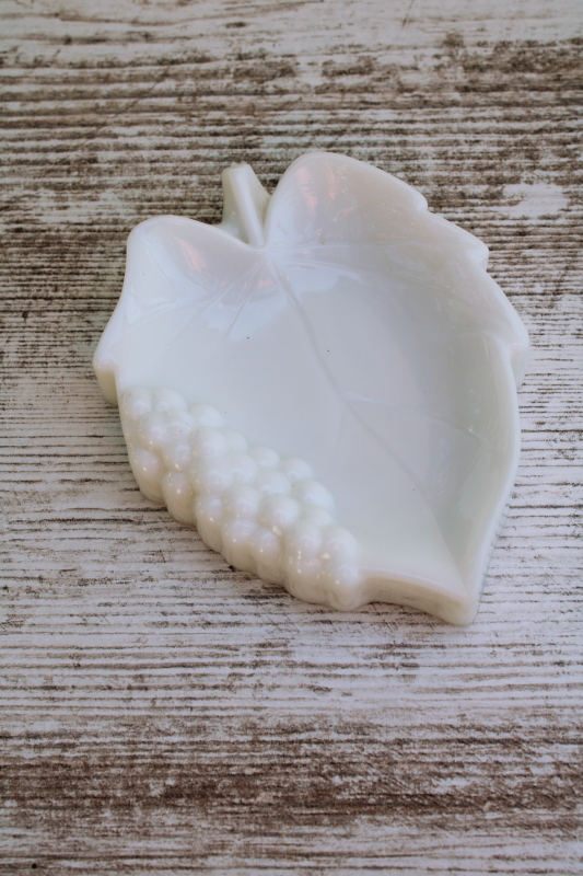 photo of vintage milk glass soap dish or ring holder, Imperial glass leaf shaped trinket dish #1