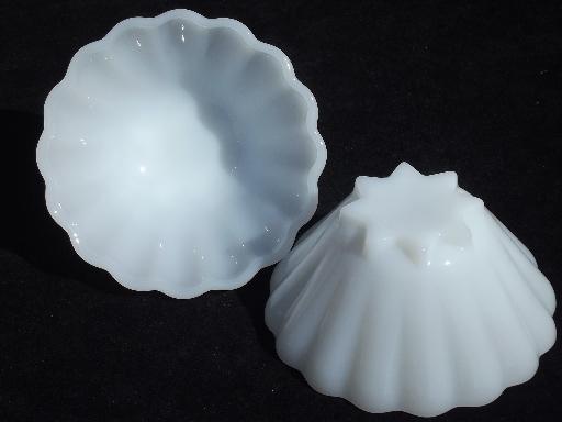 photo of vintage milk glass star shape bowls, Anchor Hocking Rachel pattern #3