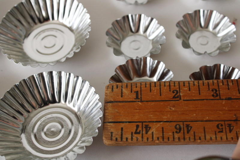 photo of vintage mini tartlet & tart pans, fluted tins sandbakkel cookie molds  #3