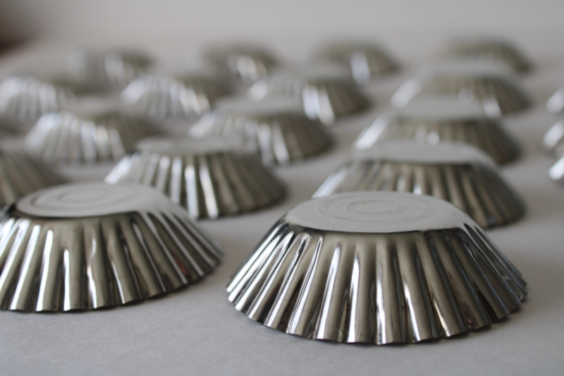 photo of vintage mini tartlet & tart pans, fluted tins sandbakkel cookie molds  #7