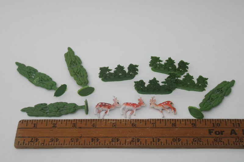 photo of vintage miniatures lot, tiny plastic deer & greenery, trees & bushes, made in Hong Kong? #1