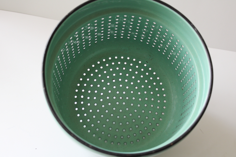 photo of vintage mint green & black trim enamelware strainer, steamer basket, colander w/ handle  #4