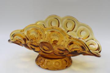 catalog photo of vintage moon and stars pattern amber glass fruit bowl, low banana stand