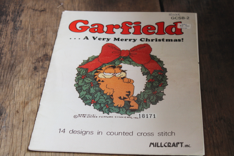photo of vintage needlework booklet, Garfield the cat designs Christmas cross stitch patterns #1
