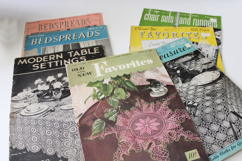 photo of vintage needlework booklets lot crochet patterns lace doilies, bedspreads, tablecloths #1