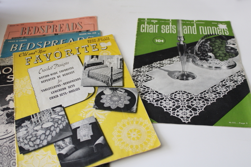 photo of vintage needlework booklets lot crochet patterns lace doilies, bedspreads, tablecloths #3