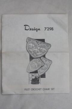 catalog photo of vintage needlework pattern for valentine hearts filet crochet lace chair set