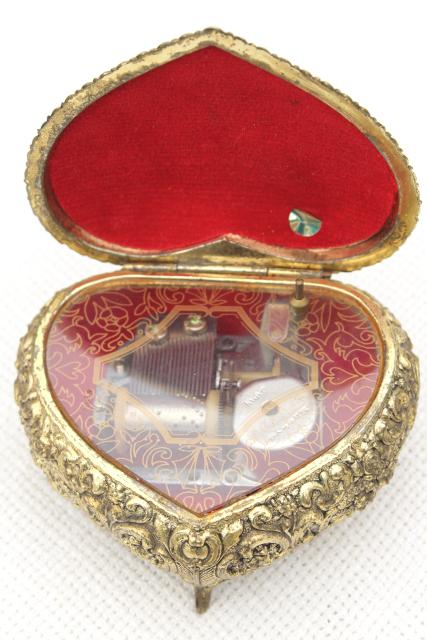 photo of vintage ornate gold metal filigree heart shaped trinket box w/ wind-up music box #7