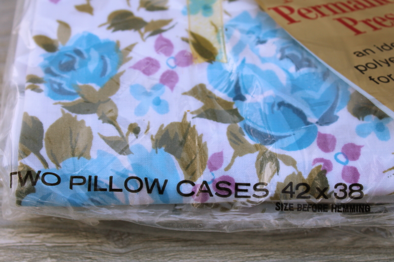 photo of vintage package poly / cotton pillowcases set, retro floral print blue lavender #2