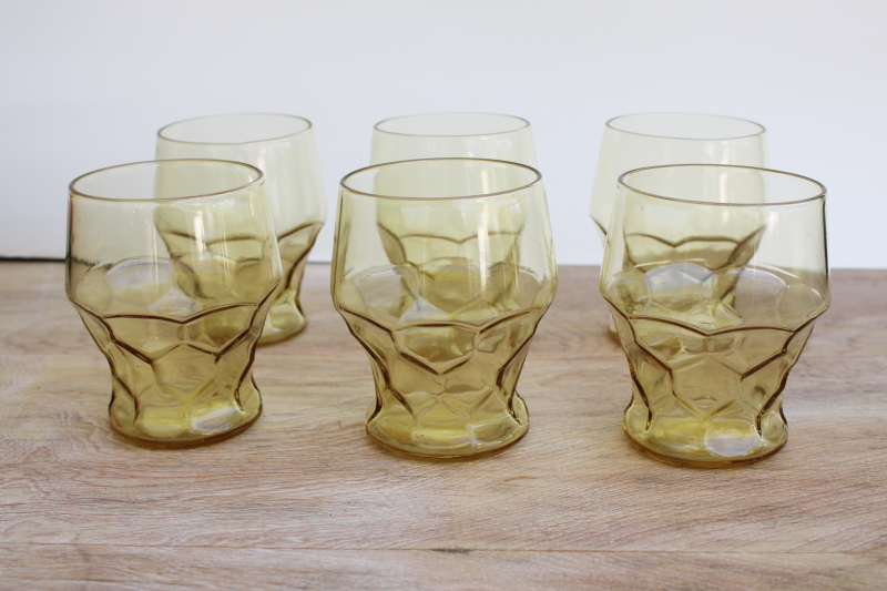 photo of vintage pale yellow amber depression glass tumblers, georgian honeycomb pattern #2