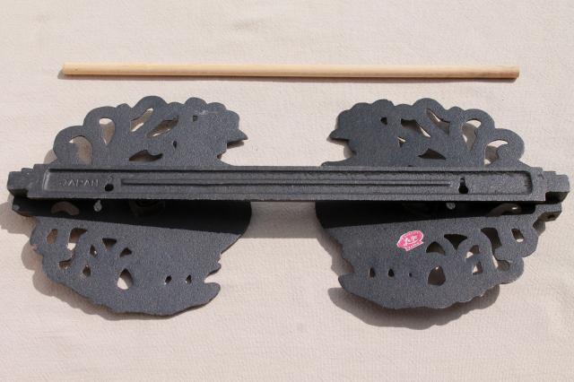 photo of vintage paper towel holder wall rack, country kitchen black cast iron rooster chicken #7