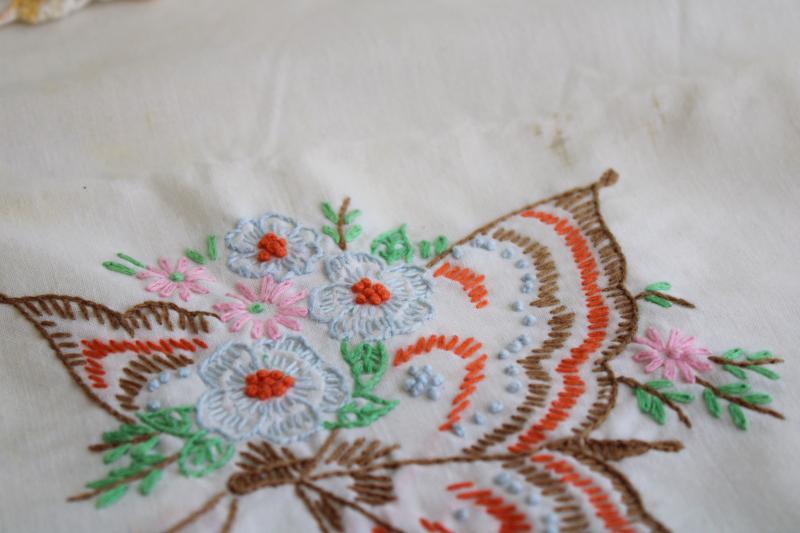 photo of vintage pillowcases w/ embroidery & lace, lot of linens for upcycle sewing projects #13