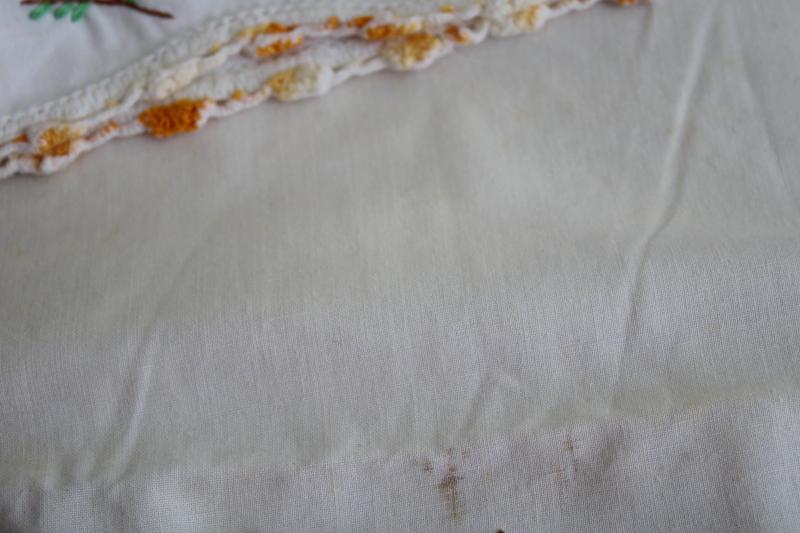 photo of vintage pillowcases w/ embroidery & lace, lot of linens for upcycle sewing projects #14