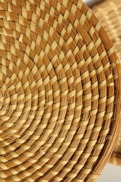 photo of vintage pine needle basket, handmade coiled basket sewing box w/ lid #2