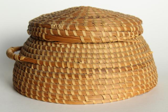 photo of vintage pine needle basket, handmade coiled basket sewing box w/ lid #9